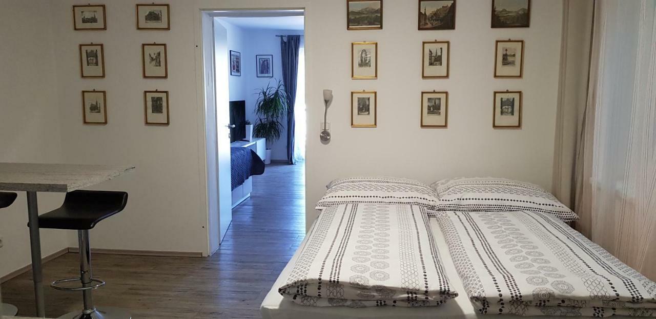 Ferienwohnung Pinsdorf Eksteriør billede